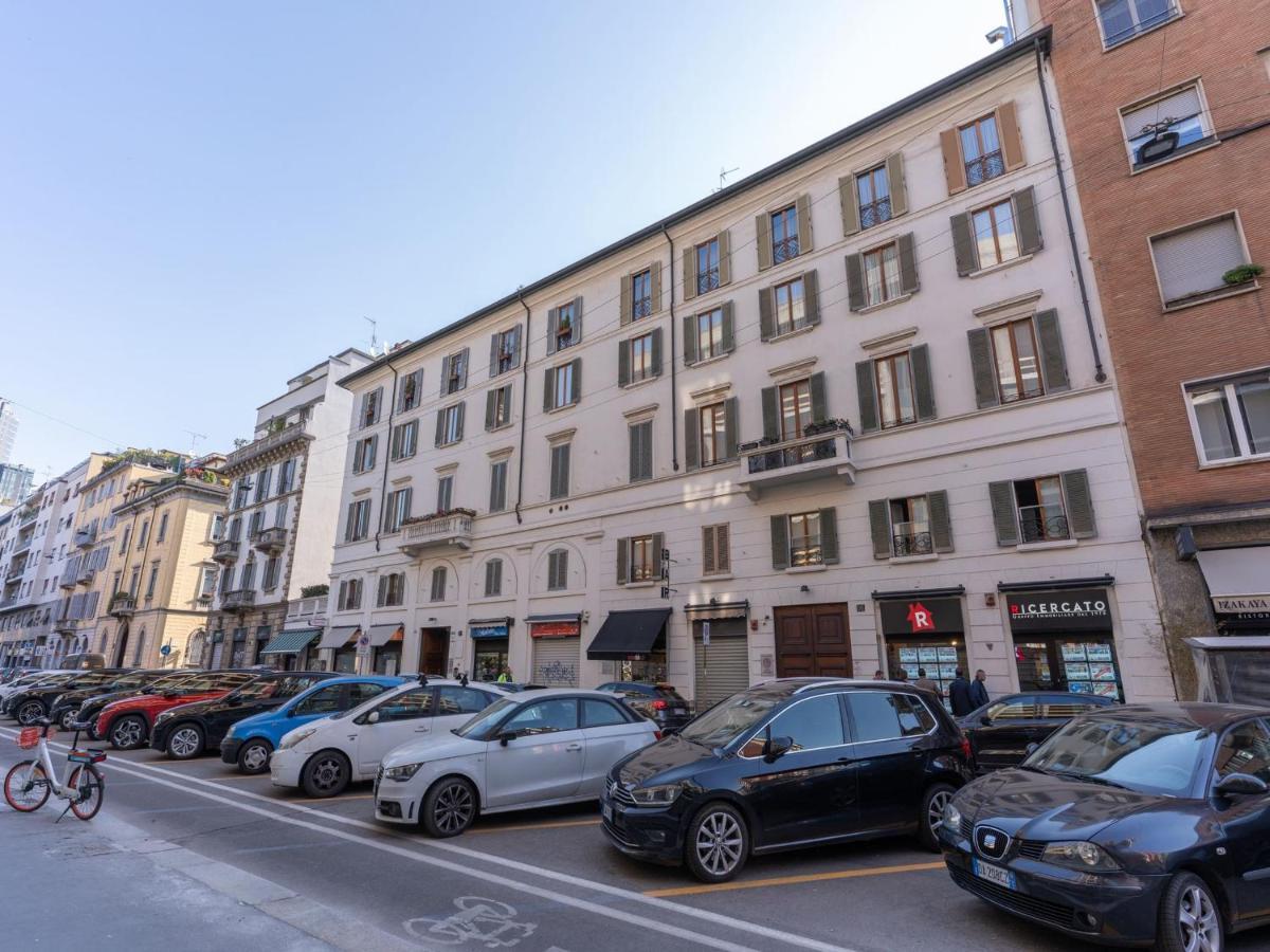 The Best Rent - Gorgeous Two-Bedroom Apartment In Porta Nuova District มิลาน ภายนอก รูปภาพ