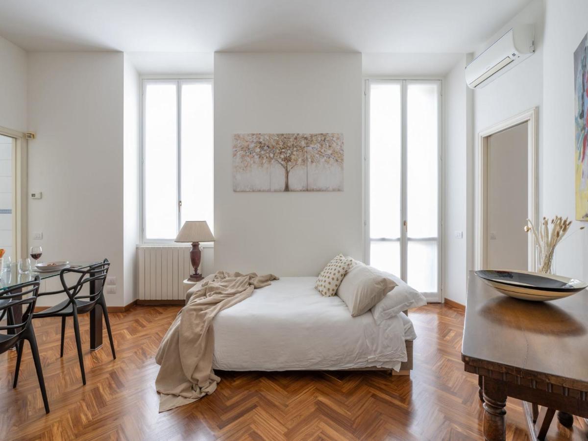 The Best Rent - Gorgeous Two-Bedroom Apartment In Porta Nuova District มิลาน ภายนอก รูปภาพ