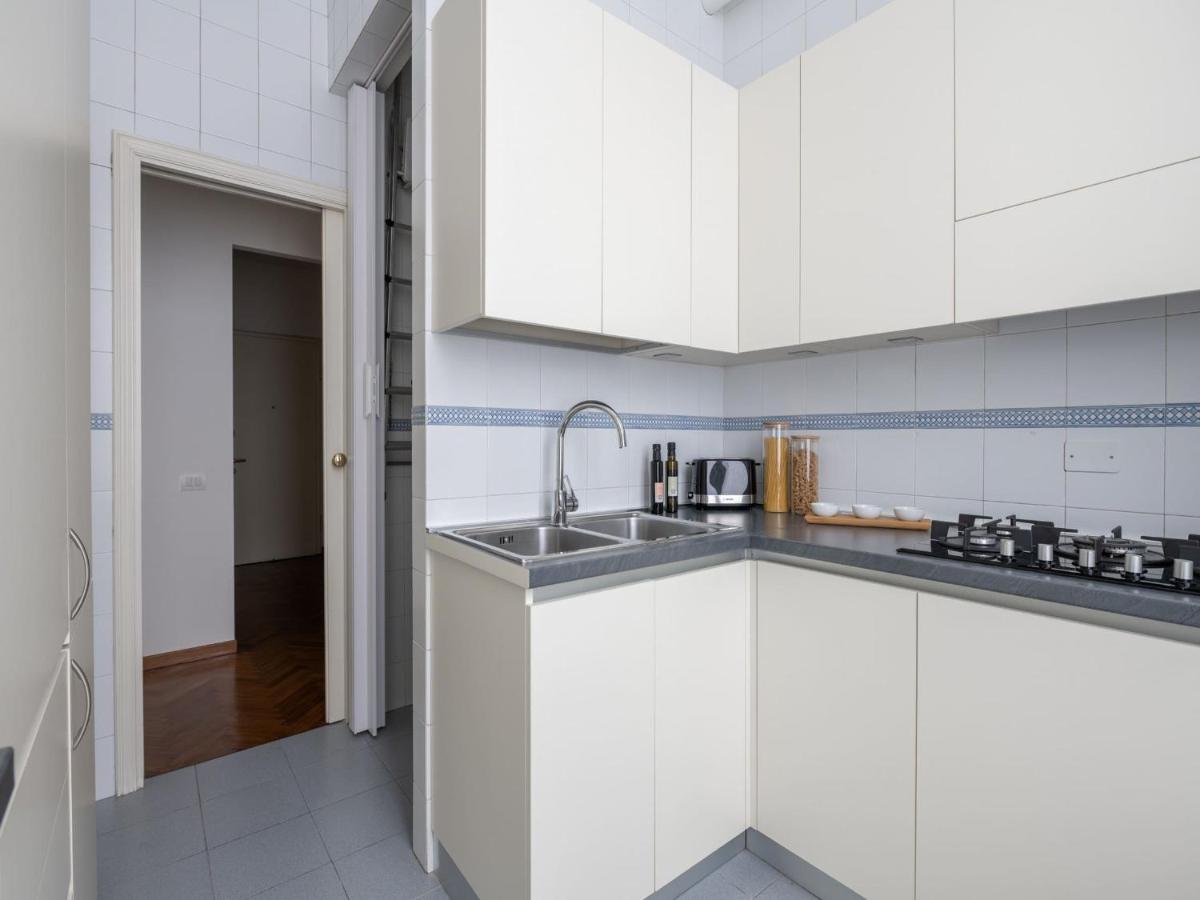 The Best Rent - Gorgeous Two-Bedroom Apartment In Porta Nuova District มิลาน ภายนอก รูปภาพ