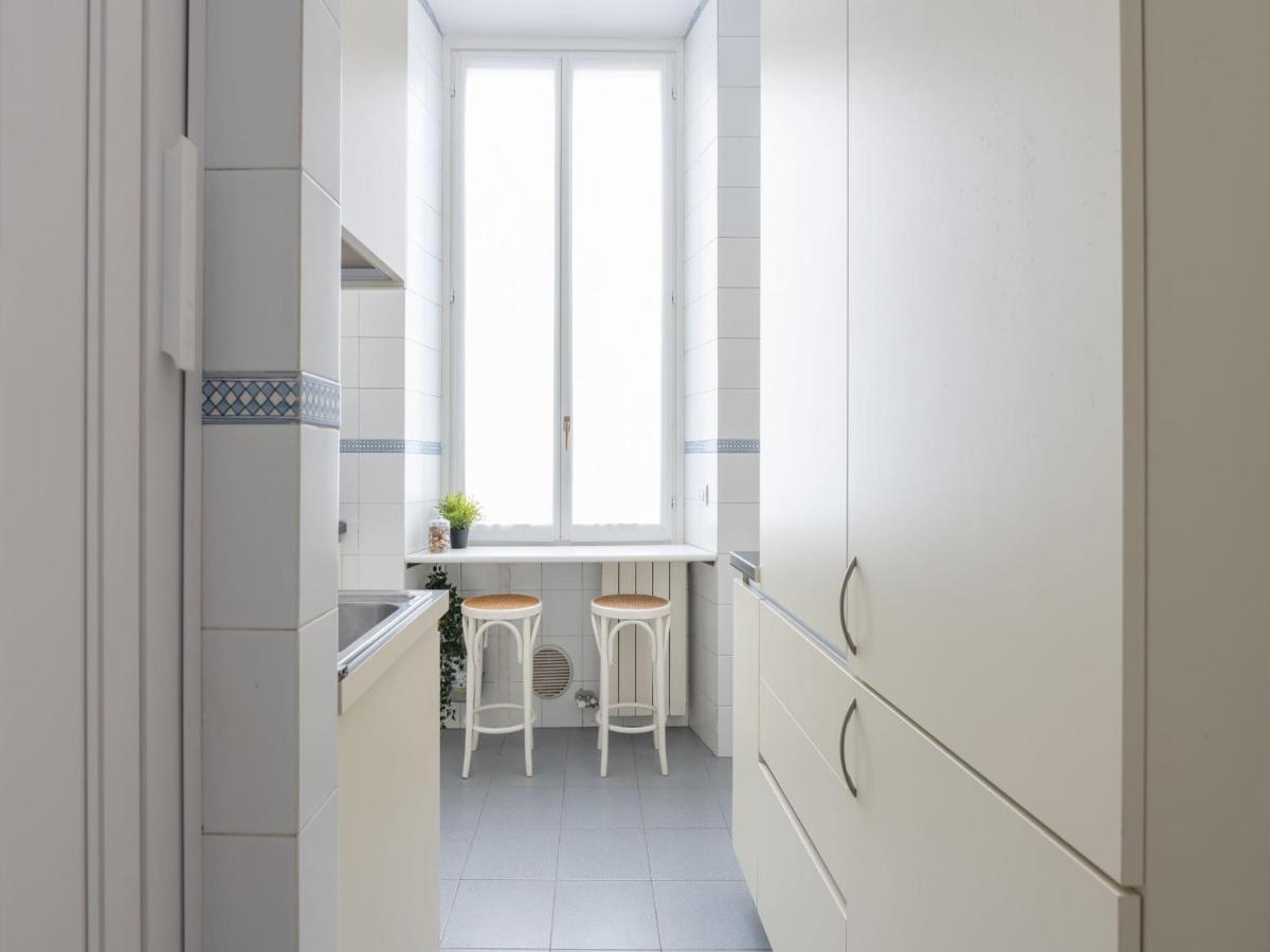 The Best Rent - Gorgeous Two-Bedroom Apartment In Porta Nuova District มิลาน ภายนอก รูปภาพ