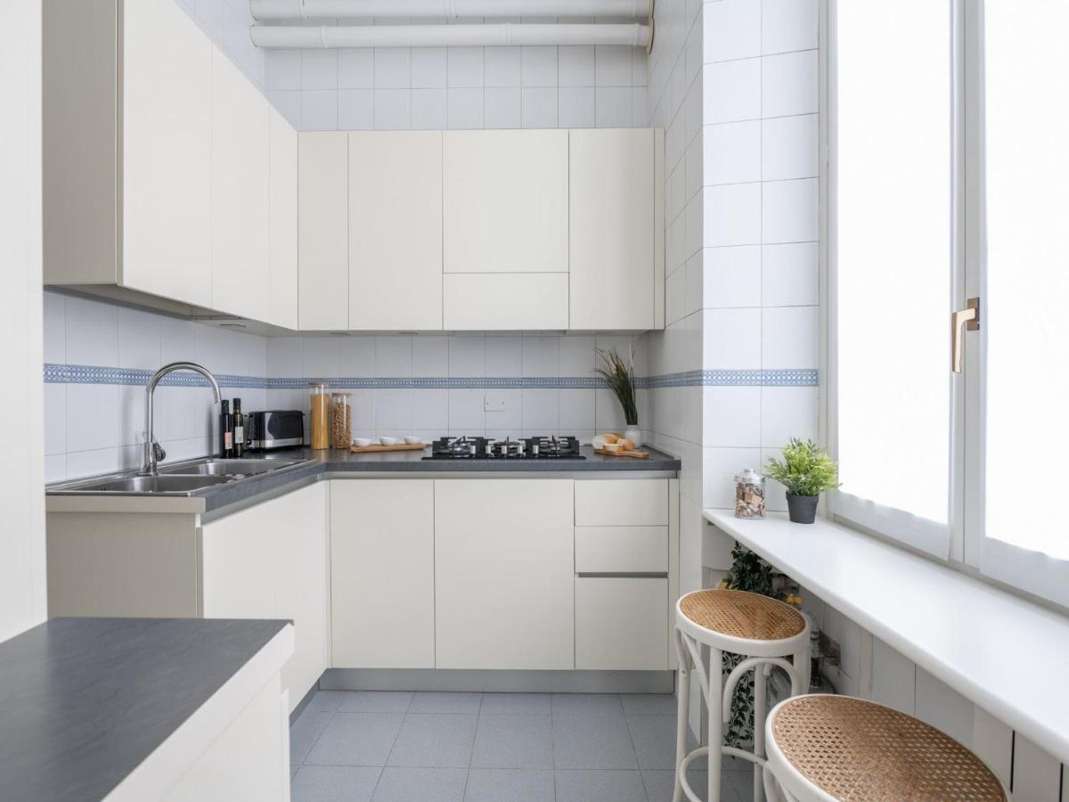 The Best Rent - Gorgeous Two-Bedroom Apartment In Porta Nuova District มิลาน ภายนอก รูปภาพ